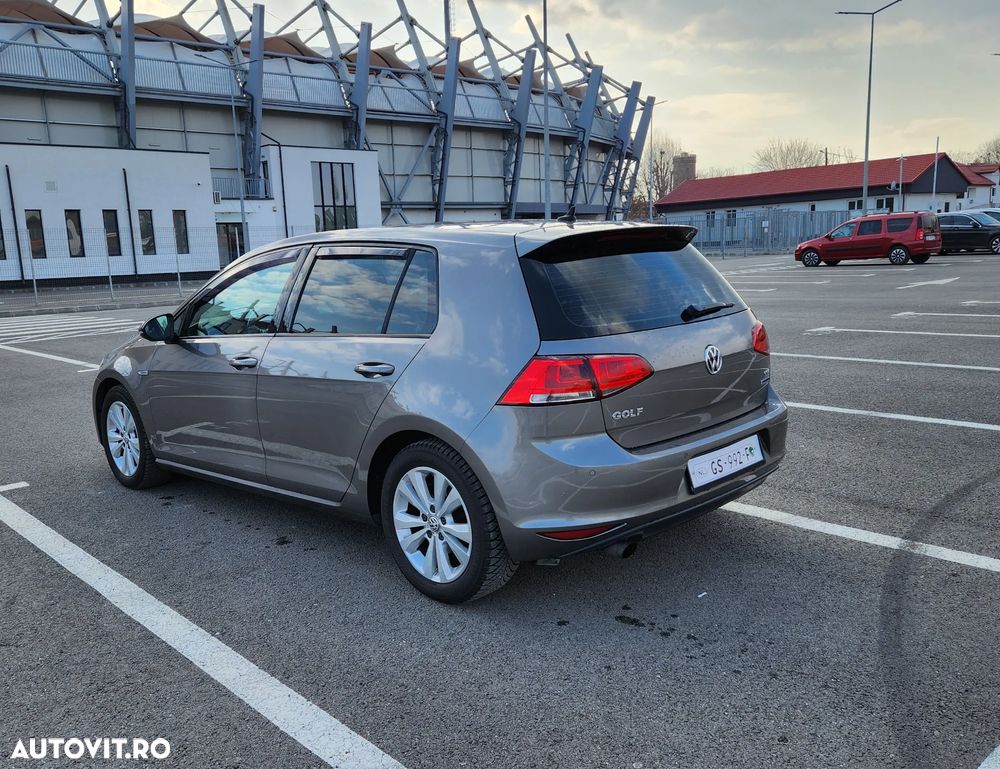 Volkswagen Golf 1.0 TSI BMT Trendline - 13