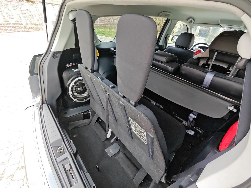 Mitsubishi Outlander 2.4 Intense + - 19