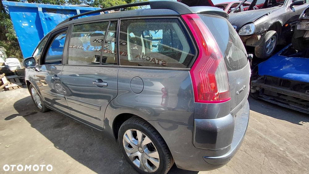 Części- Citroen c4 Picasso Rok 2006 Pojemność 1560 Moc 80 kw Diesel - 7