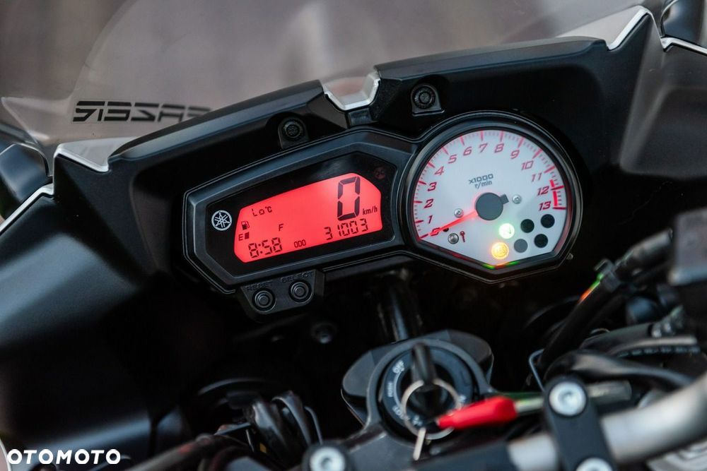 Yamaha FZ - 8