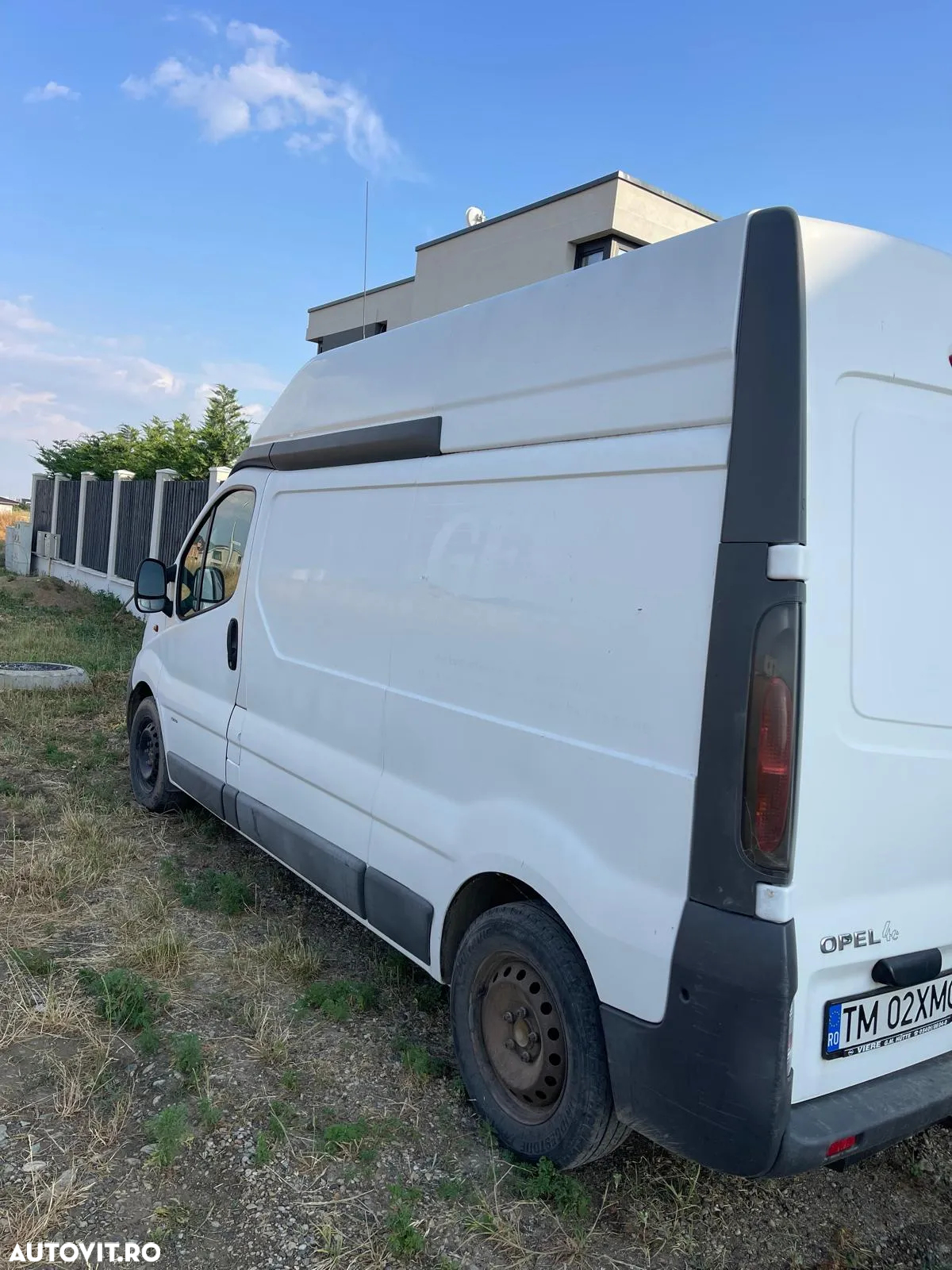 Opel Vivaro - 2