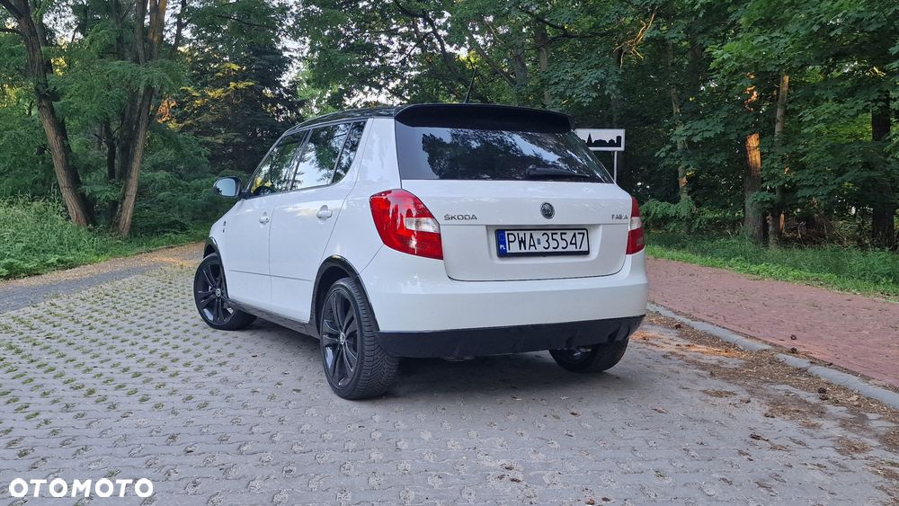 Skoda Fabia 1.2 TSI Monte Carlo - 8
