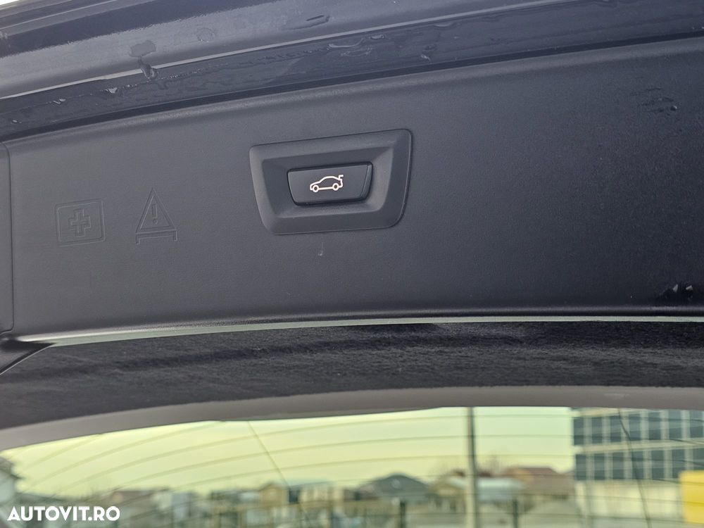 BMW Seria 5 520d AT - 36