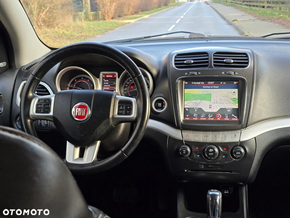 Fiat Freemont 2.0 Multijet 16V DPF Automatik Allrad Black Code - 28