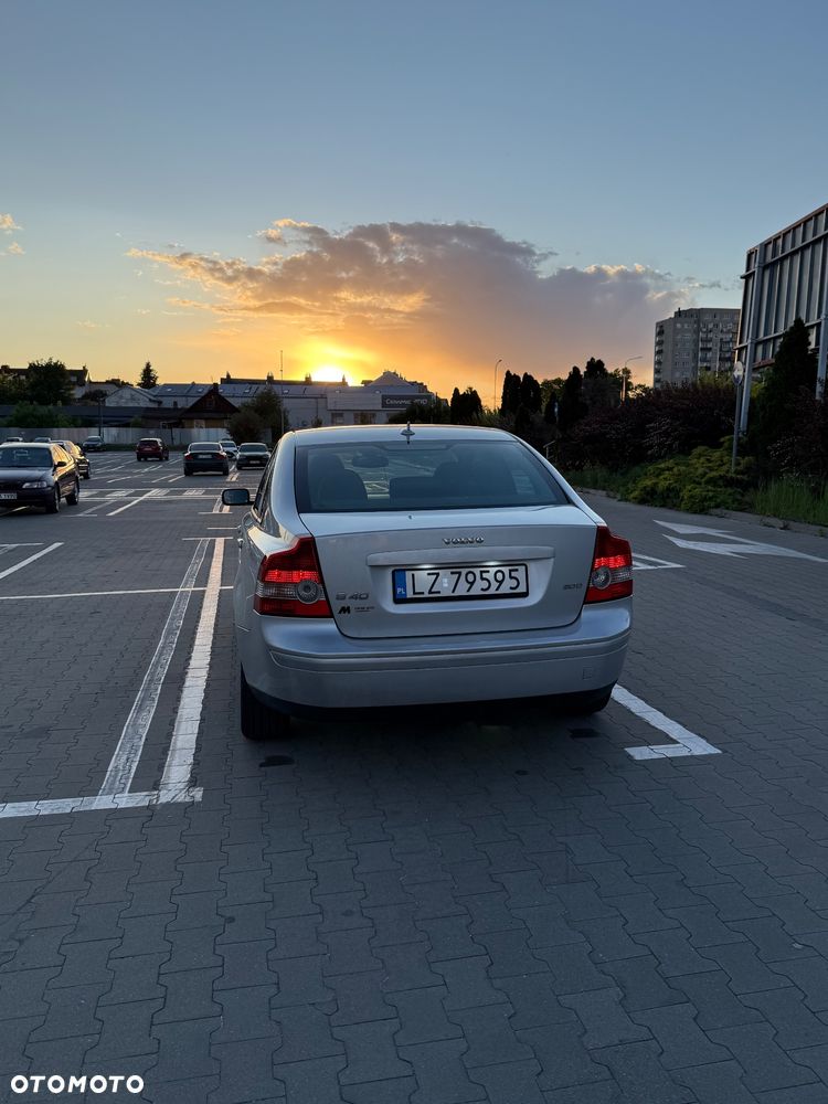 Volvo S40 2.0D - 4