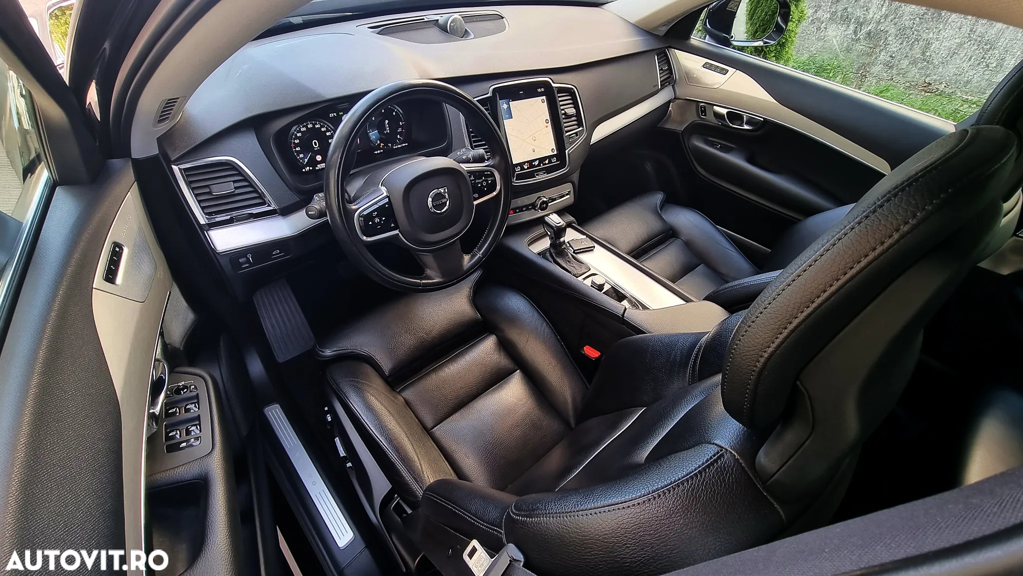 Volvo XC 90 B5 D AWD Geartronic Momentum Pro - 14