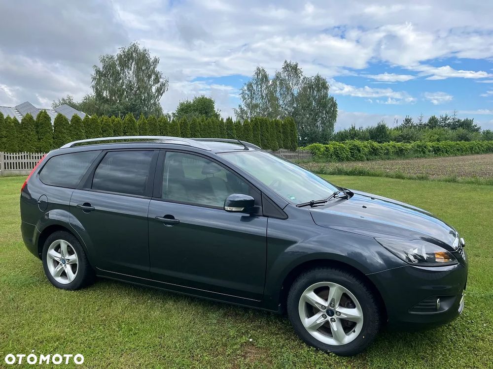 Ford Focus 1.8 Style+ - 11