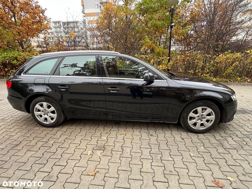 Audi A4 Avant 2011 photo 5