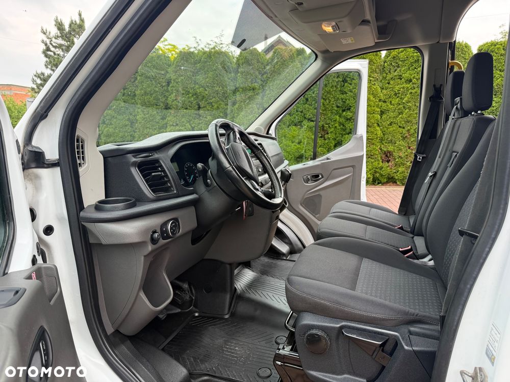 Ford Transit - 20