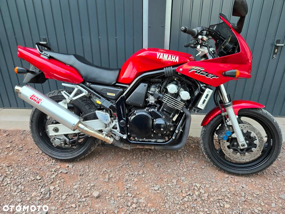 Yamaha FZS - 1
