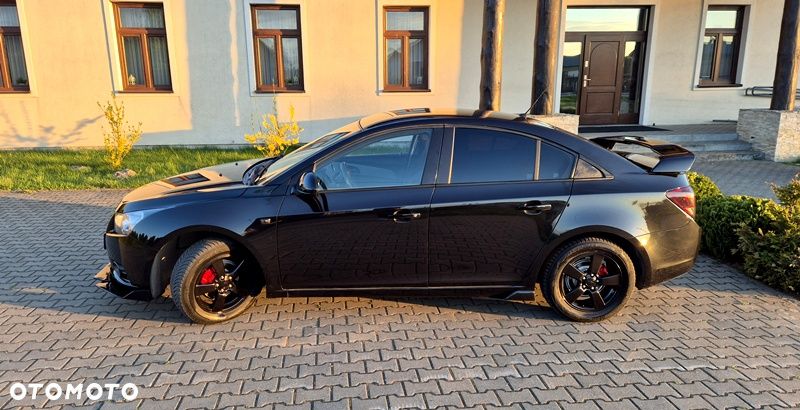 Chevrolet Cruze 1.6 - 6