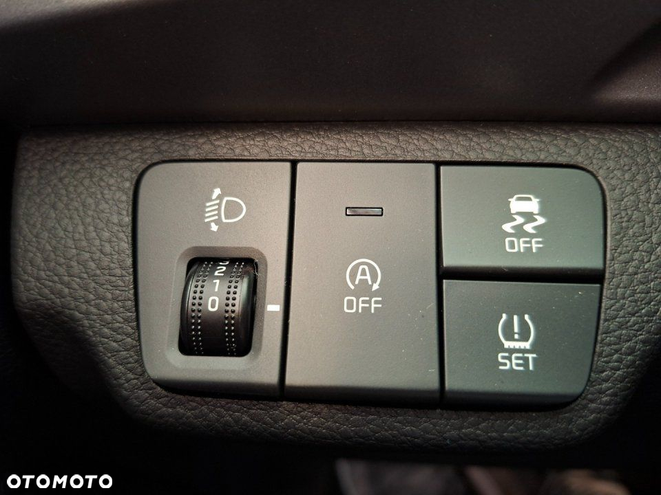 Kia Stonic - 24