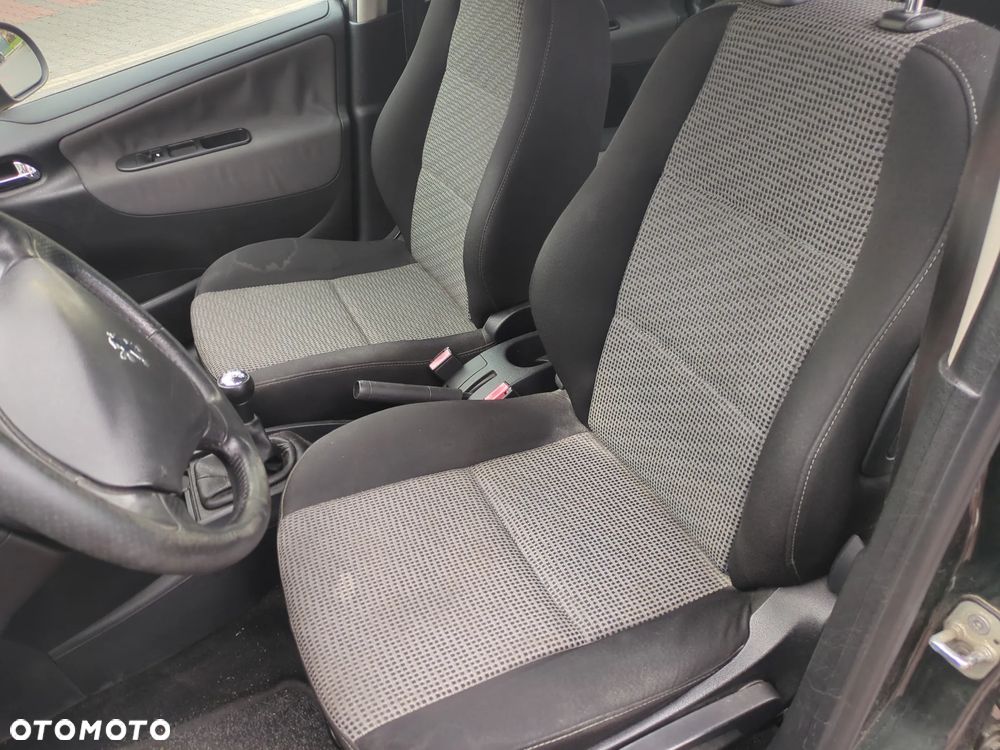 Peugeot 207 1.4 16V Sporty - 7