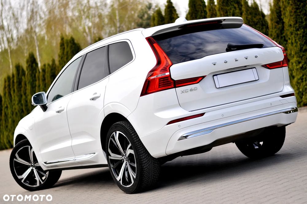 Volvo XC 60 T6 AWD Recharge Geartronic Inscription - 12