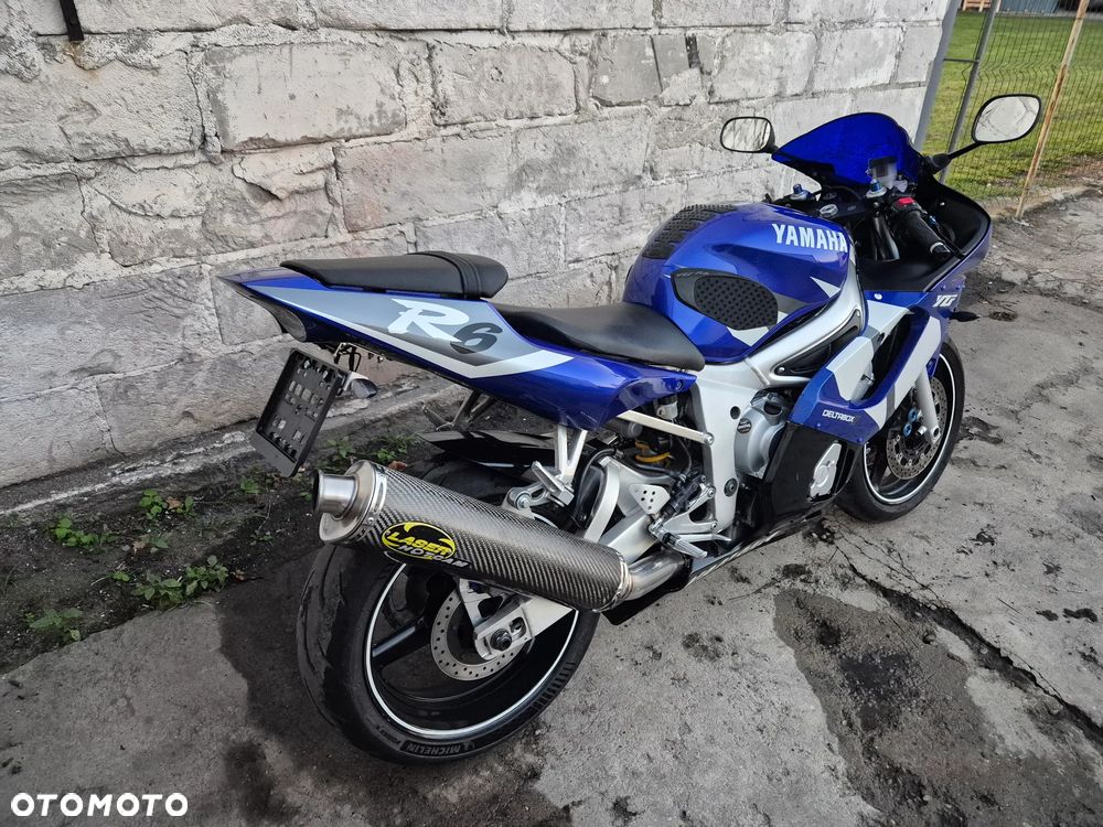 Yamaha R6 - 15