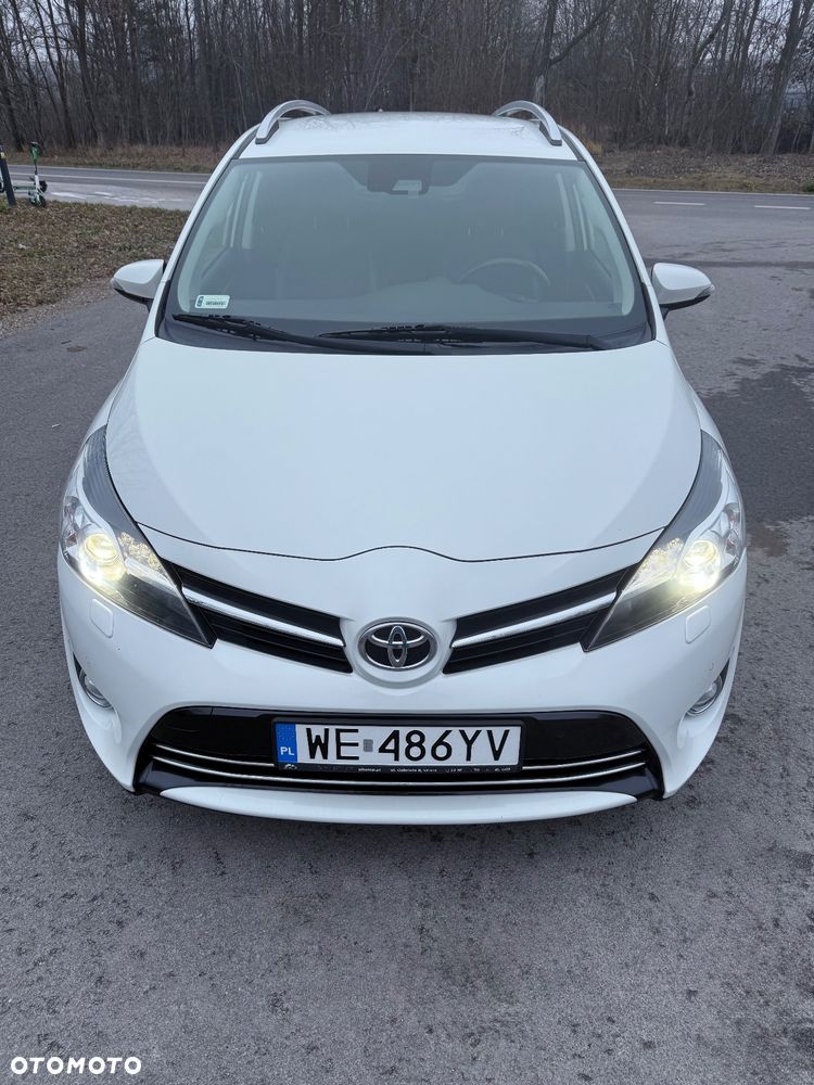 Toyota Verso 1.8 Premium 7os MS - 1