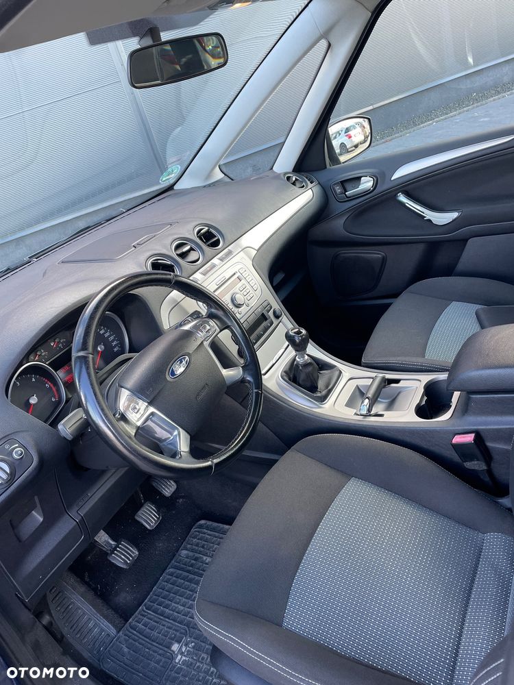 Ford Galaxy 2.0 TDCi Ambiente - 7