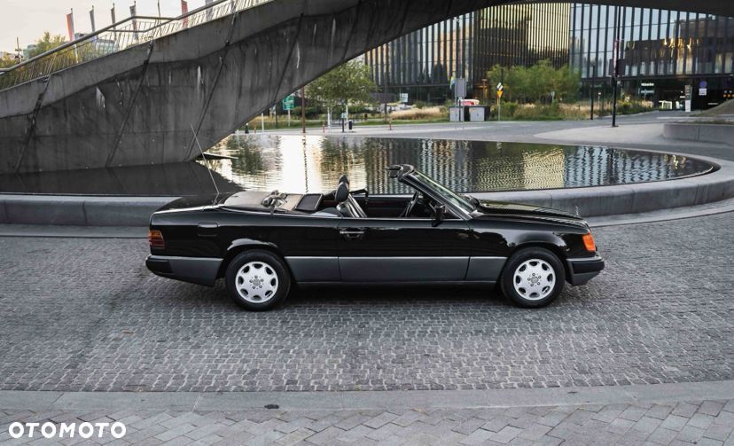 Mercedes-Benz W124 (1984-1993) - 20