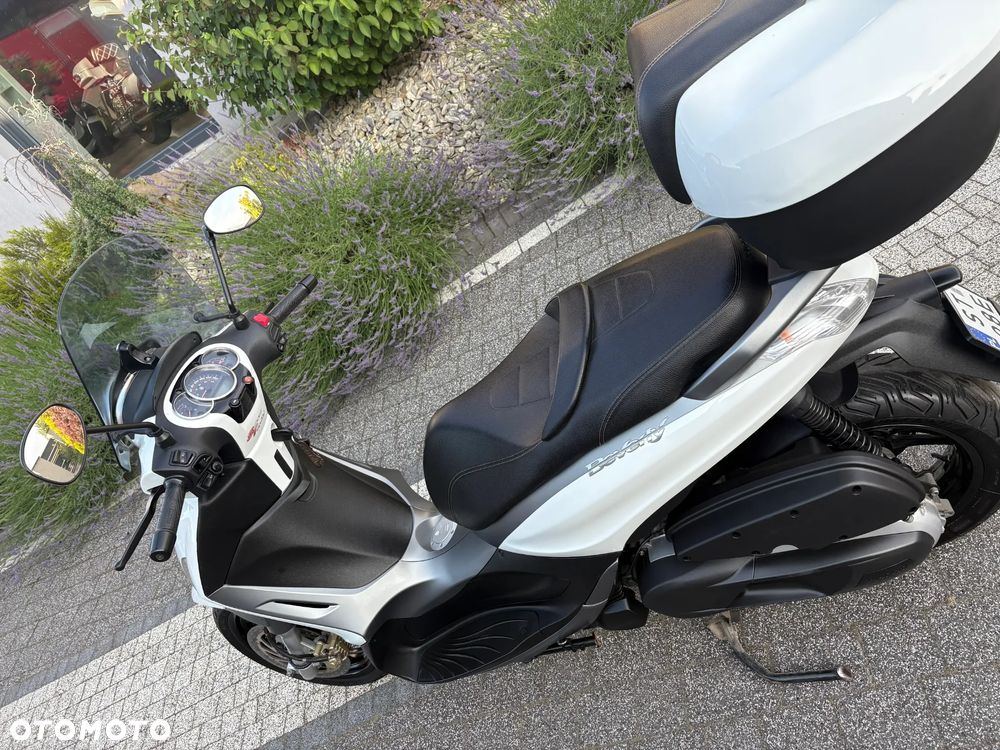 Piaggio Beverly - 4