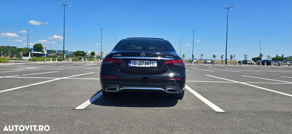 Mercedes-Benz E 300 4MATIC 9G-TRONIC AMG Line - 2