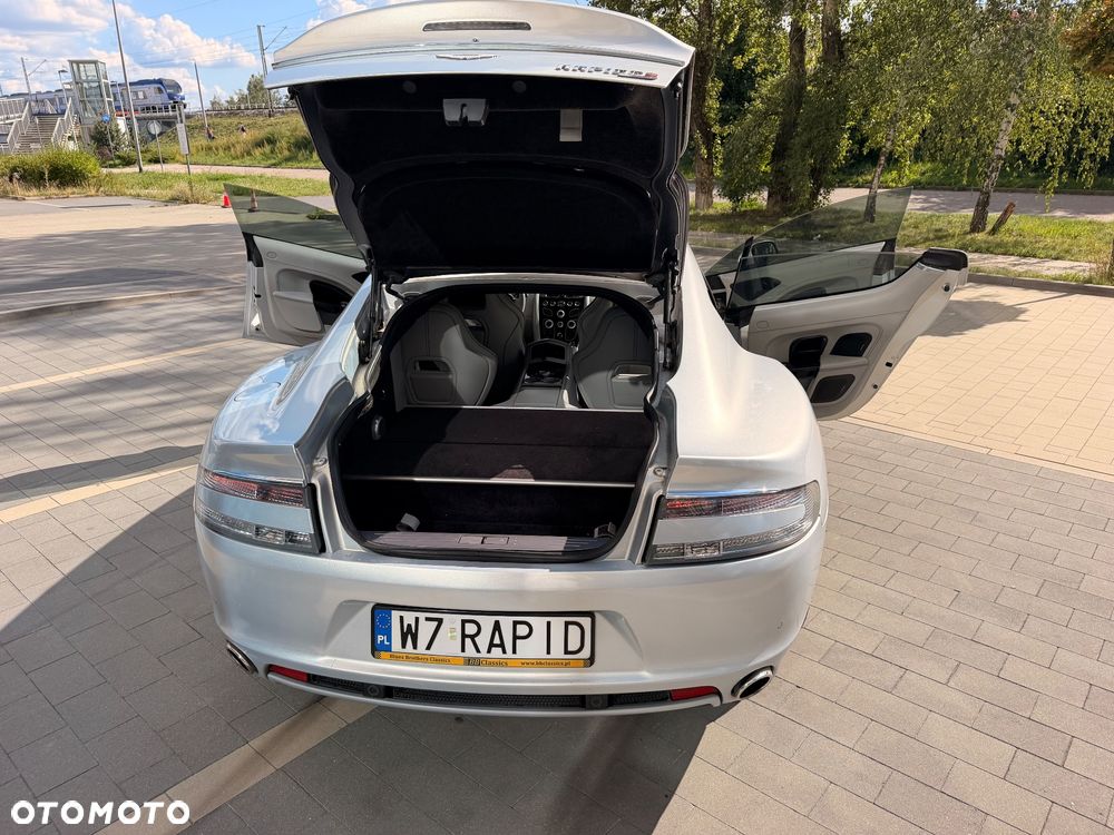 Aston Martin Rapide - 13