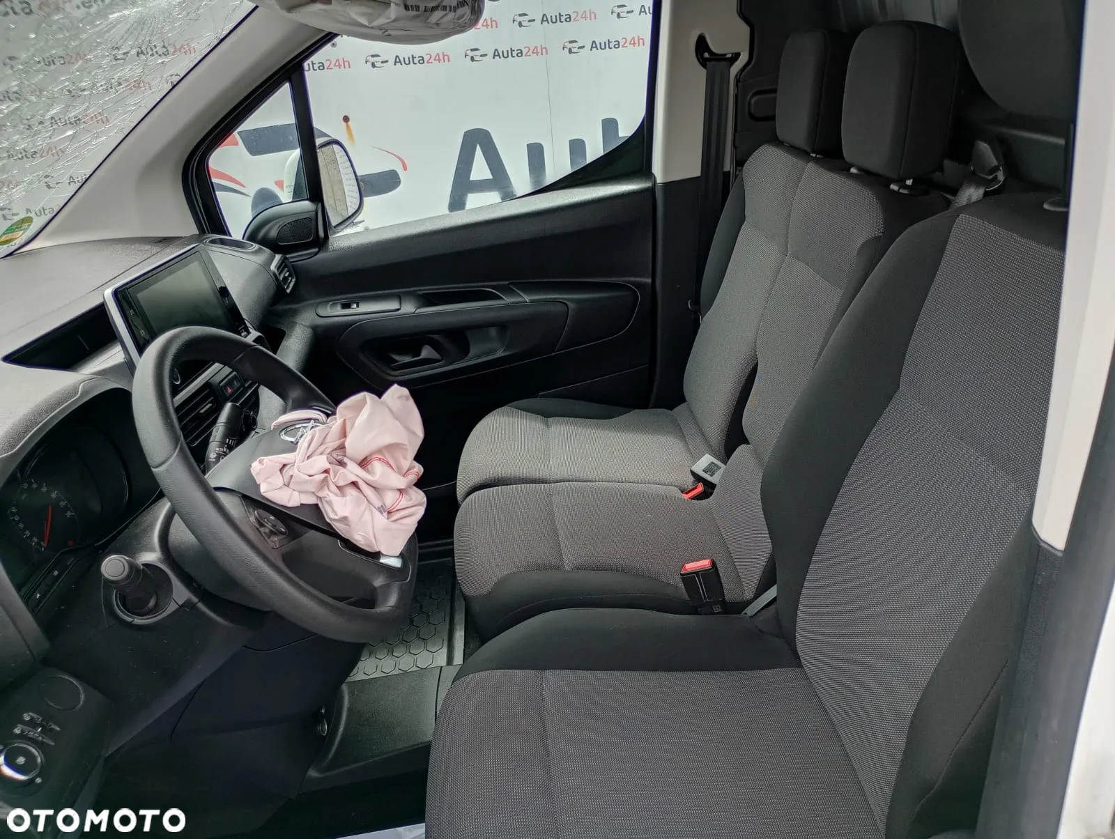Opel COMBO - 10