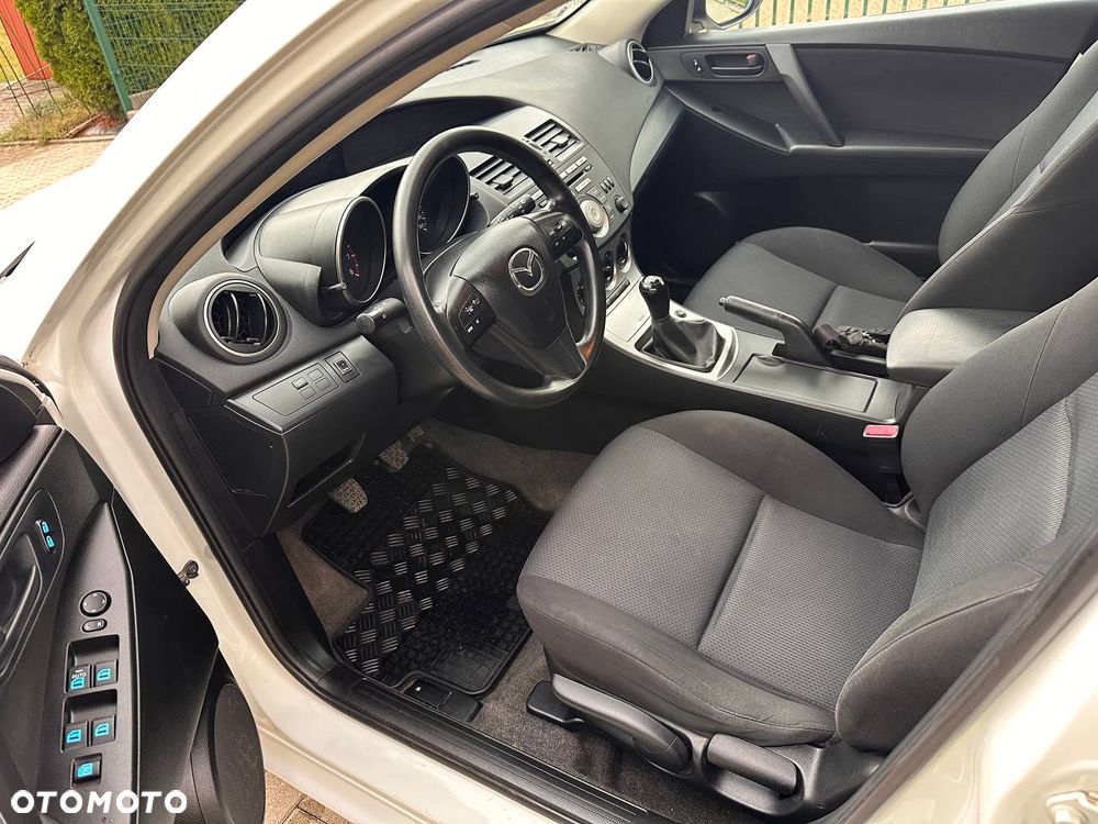 Mazda 3 2.0 16V Active - 3