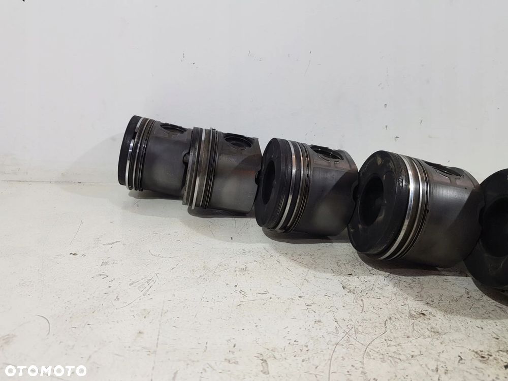 TŁOK KORBOWÓD 83.950 BMW X5 E53 E46 E39 M57D30 3.0 D - 7