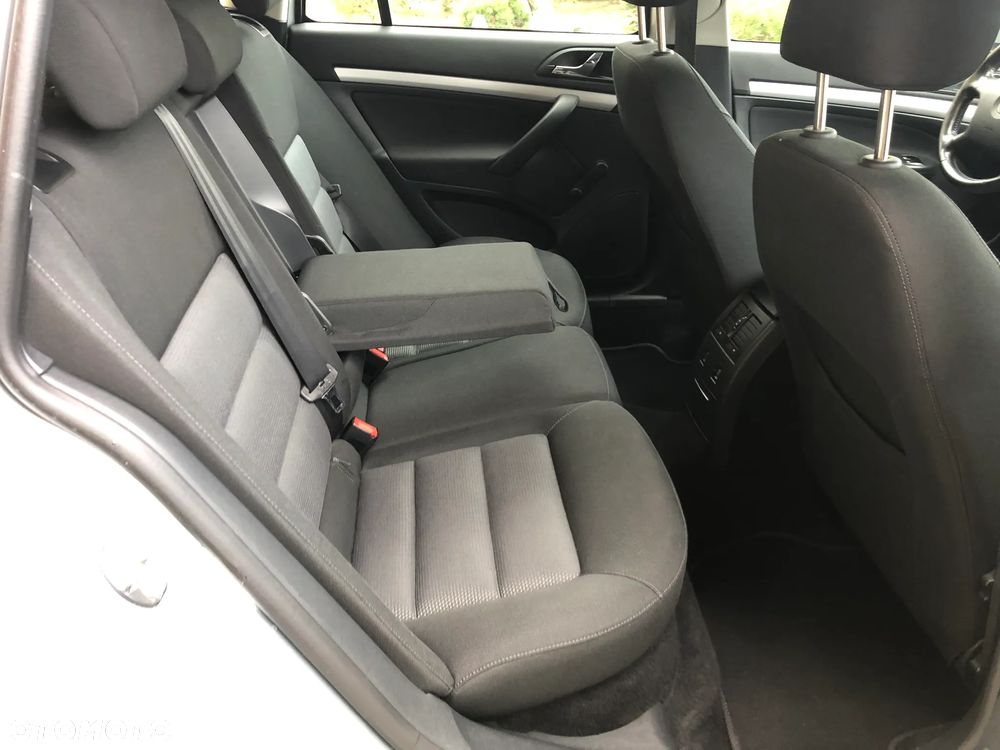 Skoda Octavia 1.8 TSI Ambition - 30