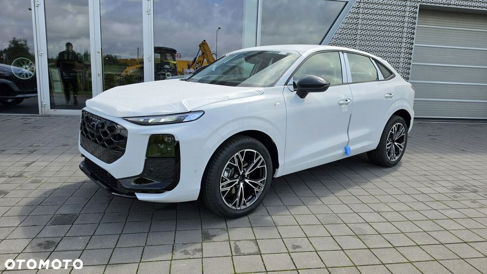 Audi Q3 Sportback - 5