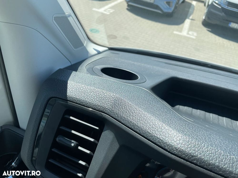 Volkswagen Crafter - 17