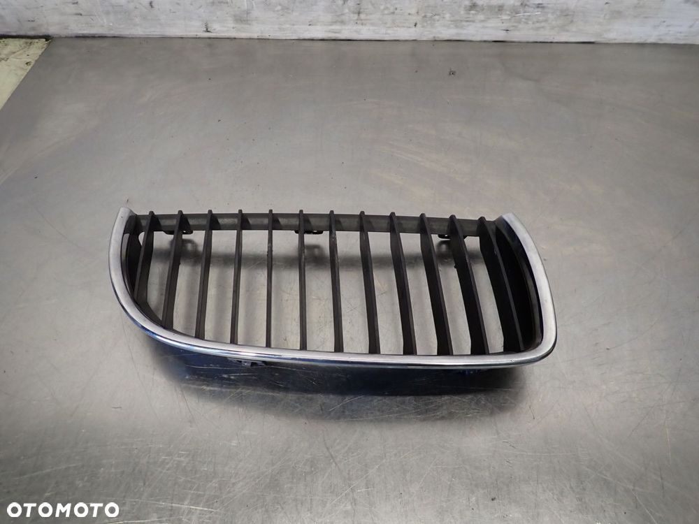 GRILL ATRAPA NERKA BMW E90  7120008 - 1