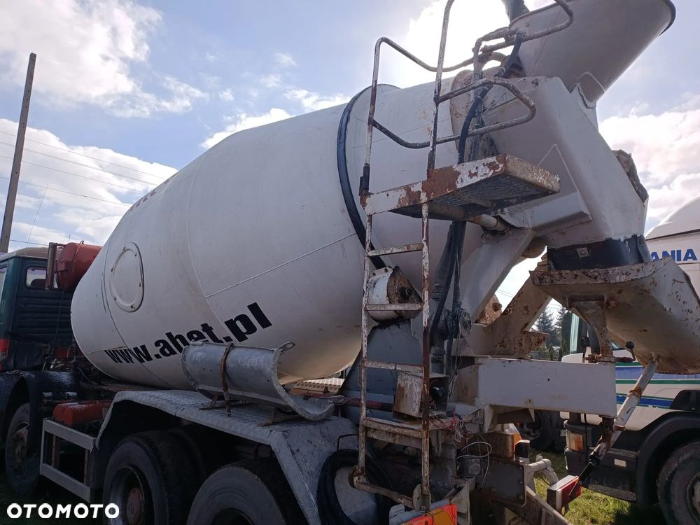 ZABUDOWA GRUSZKA 9M3 LIEBHERR - 8