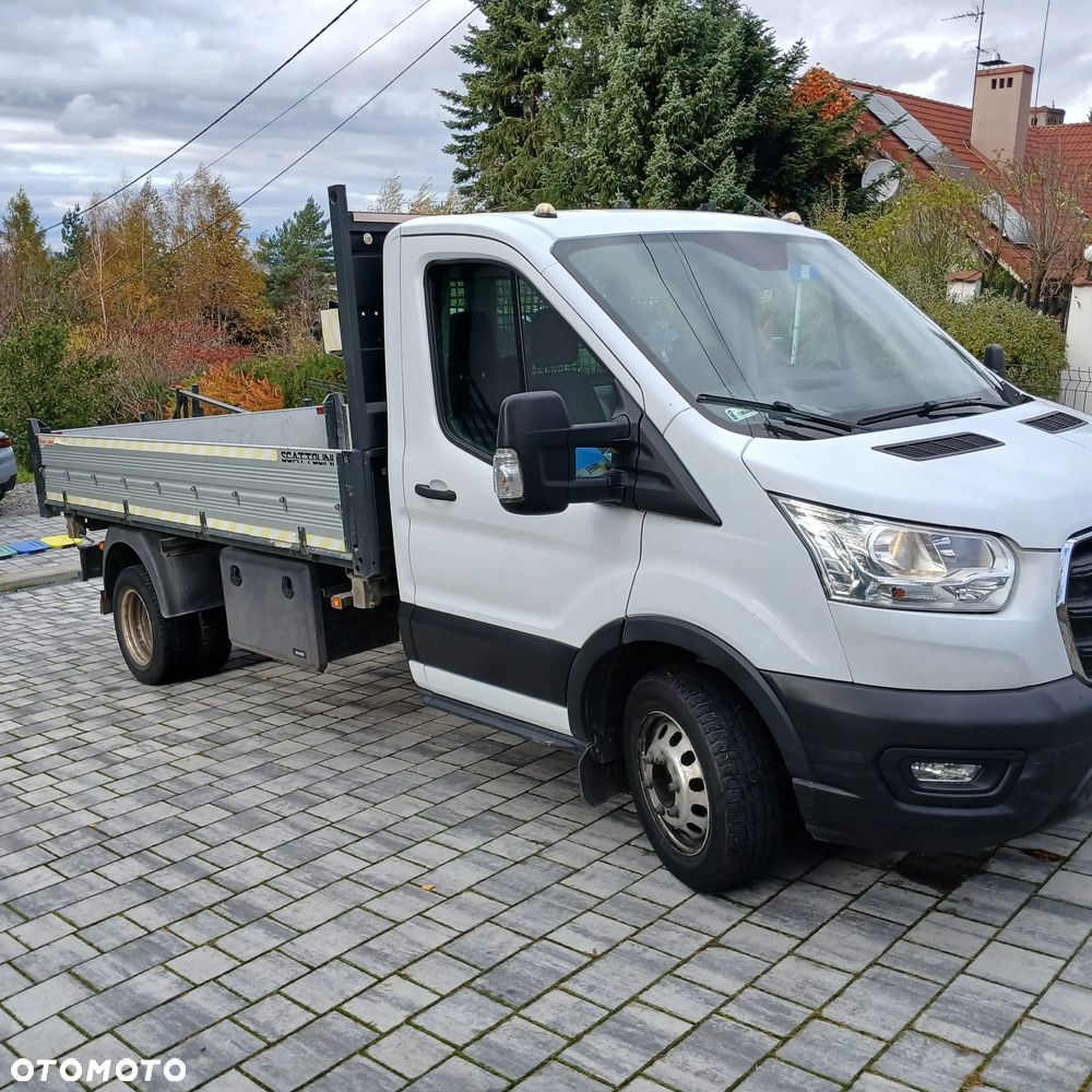 Ford Transit - 1