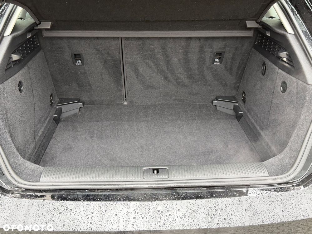 Audi A3 Sportback - 19