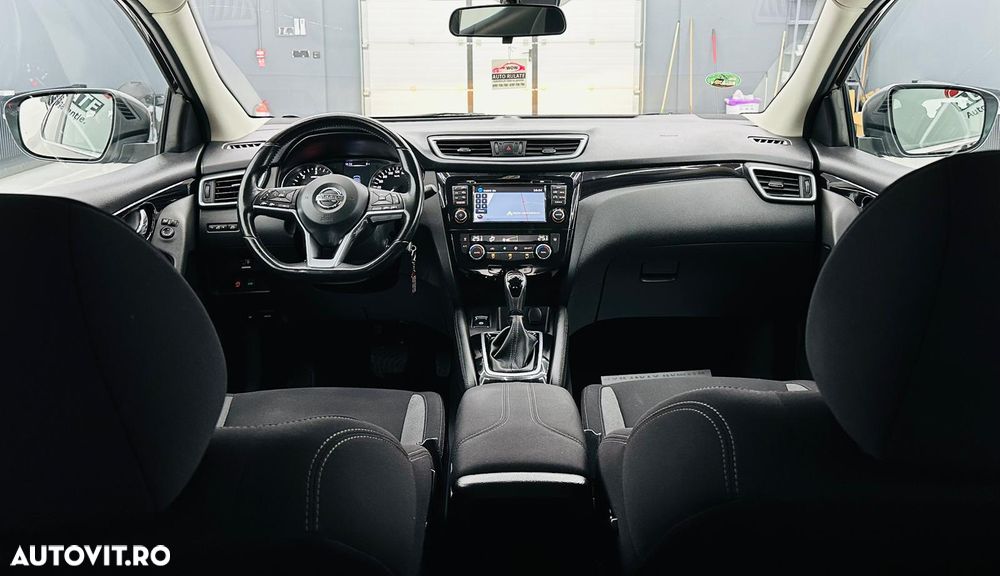 Nissan Qashqai 1.6 DCI Xtronic N-Connecta - 6