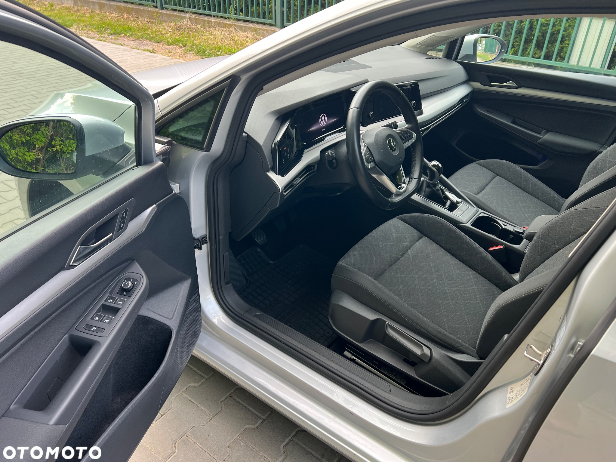Volkswagen Golf VIII 1.5 TSI EVO Life - 11