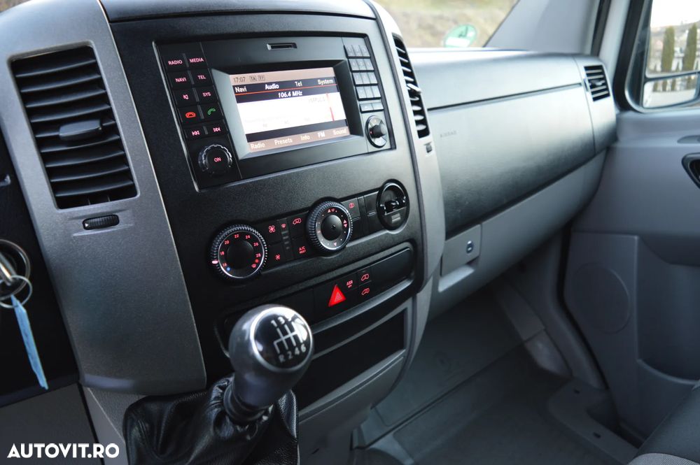 Volkswagen CRAFTER - 26