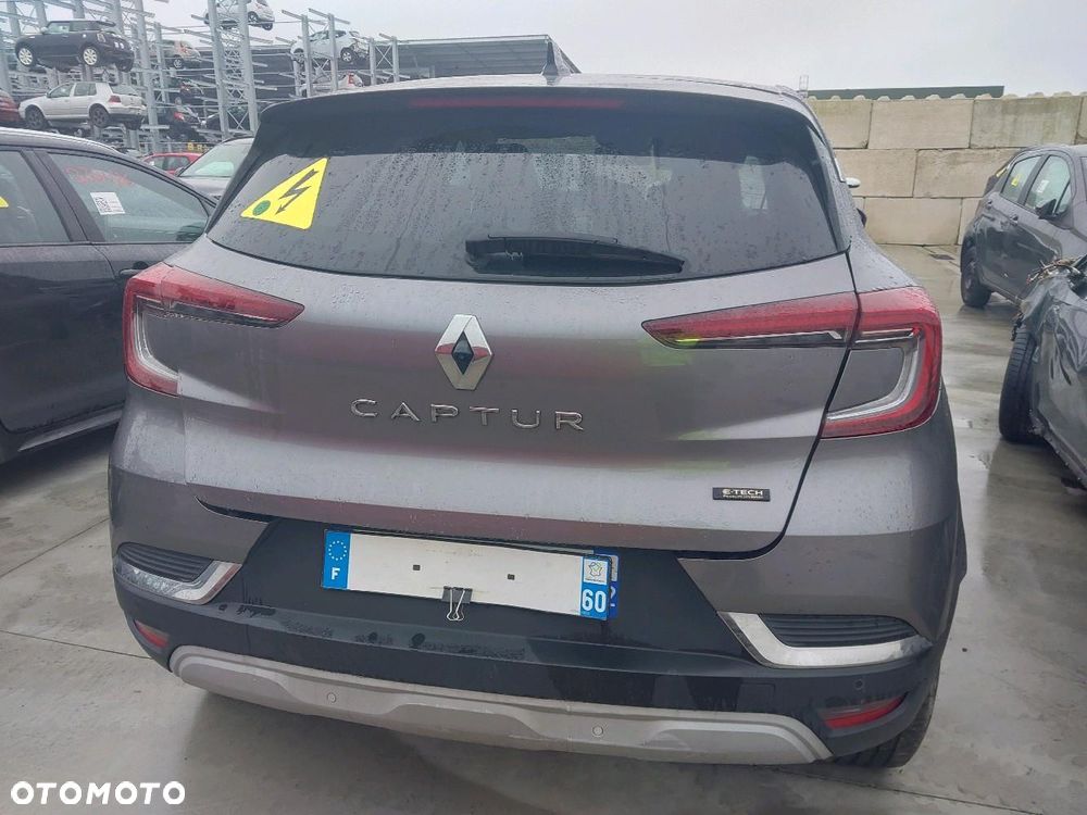 Renault Captur 1.6 E-TECH Plug-In Intens - 4