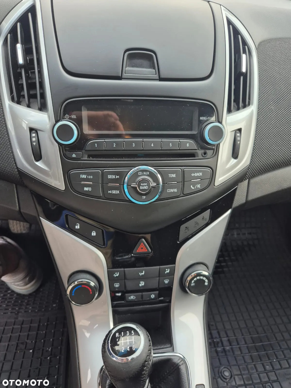 Chevrolet Cruze 1.4 T LT+ - 12