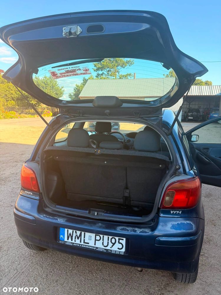 Toyota Yaris 1.0 Base - 9