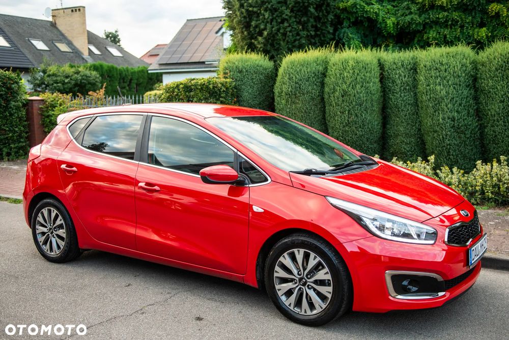 Kia Ceed 1.4 CVVT Dream Team Edition - 3