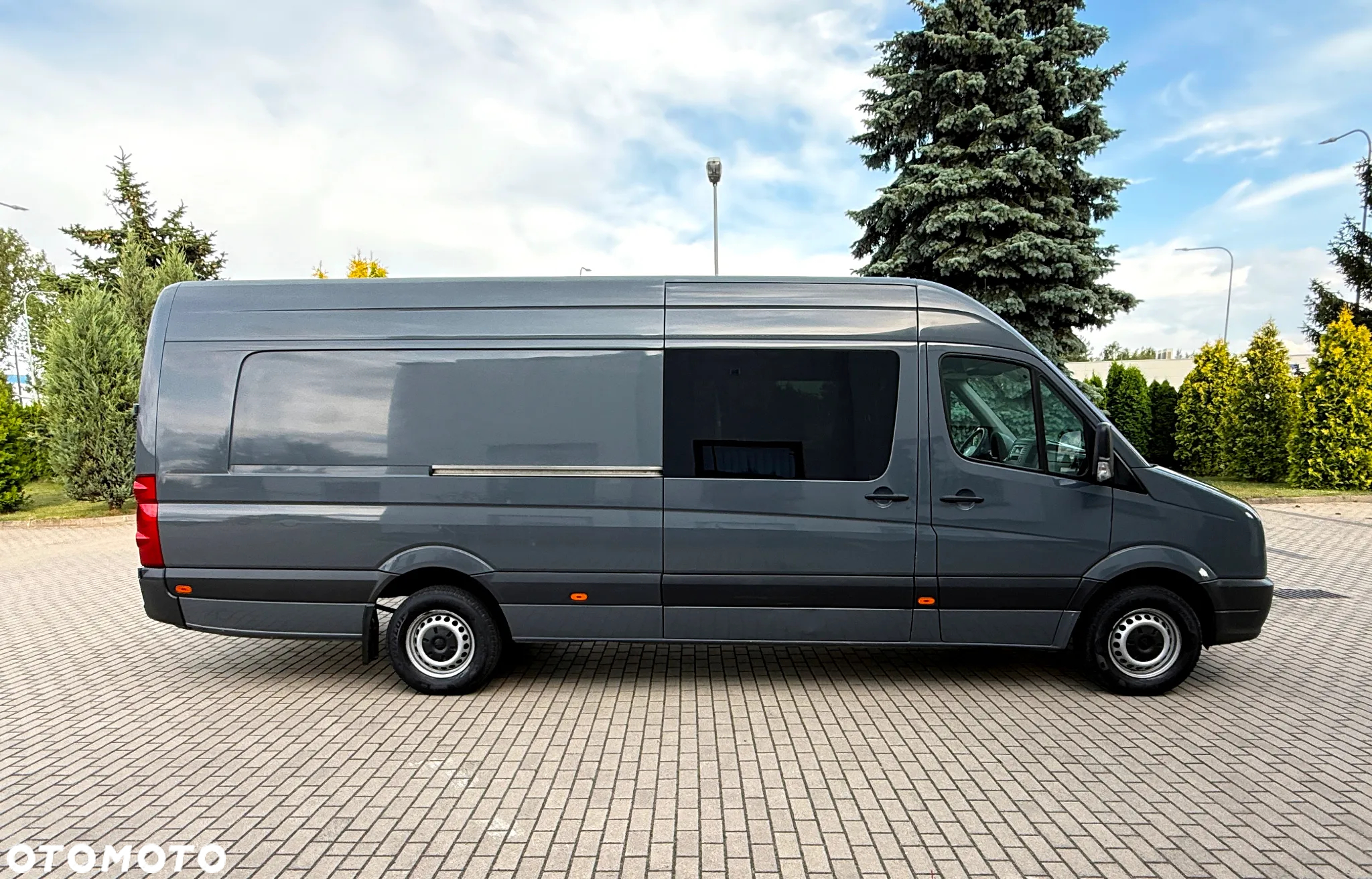 Volkswagen Crafter - 11