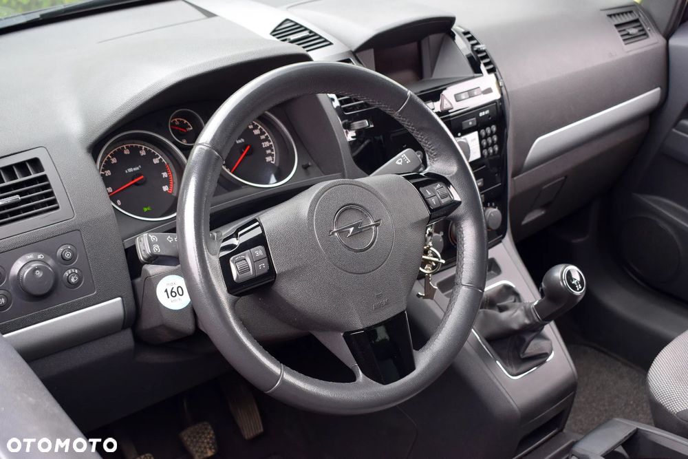 Opel Zafira 1.8 Selection - 12