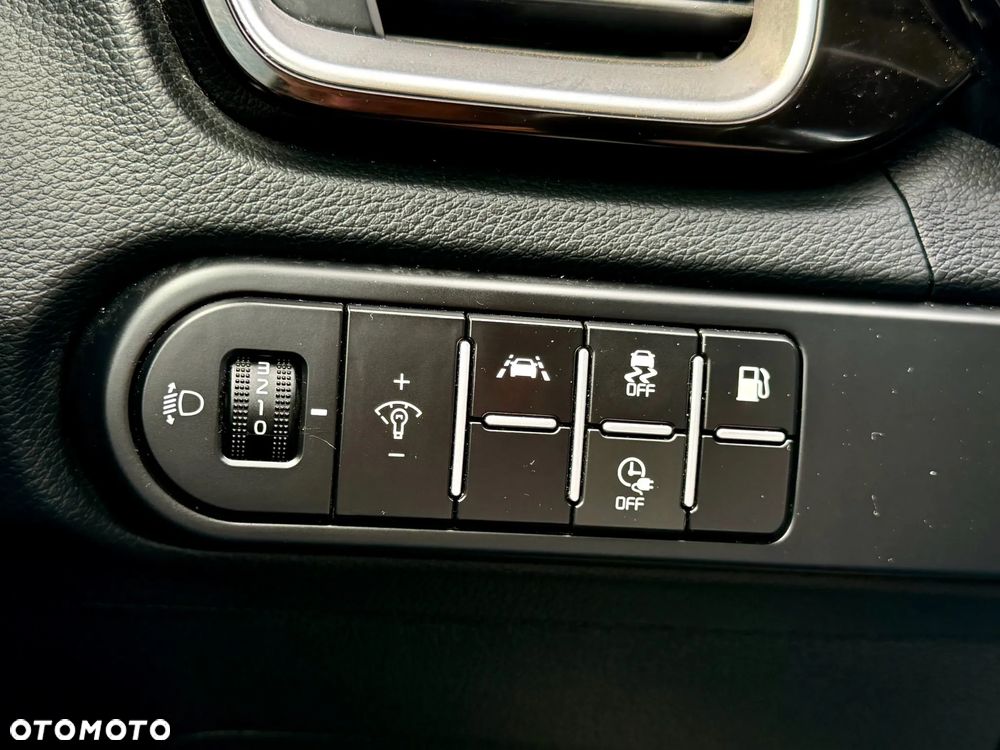 Kia XCeed 1.6 GDI DCT6 OPF Inspiration - 12