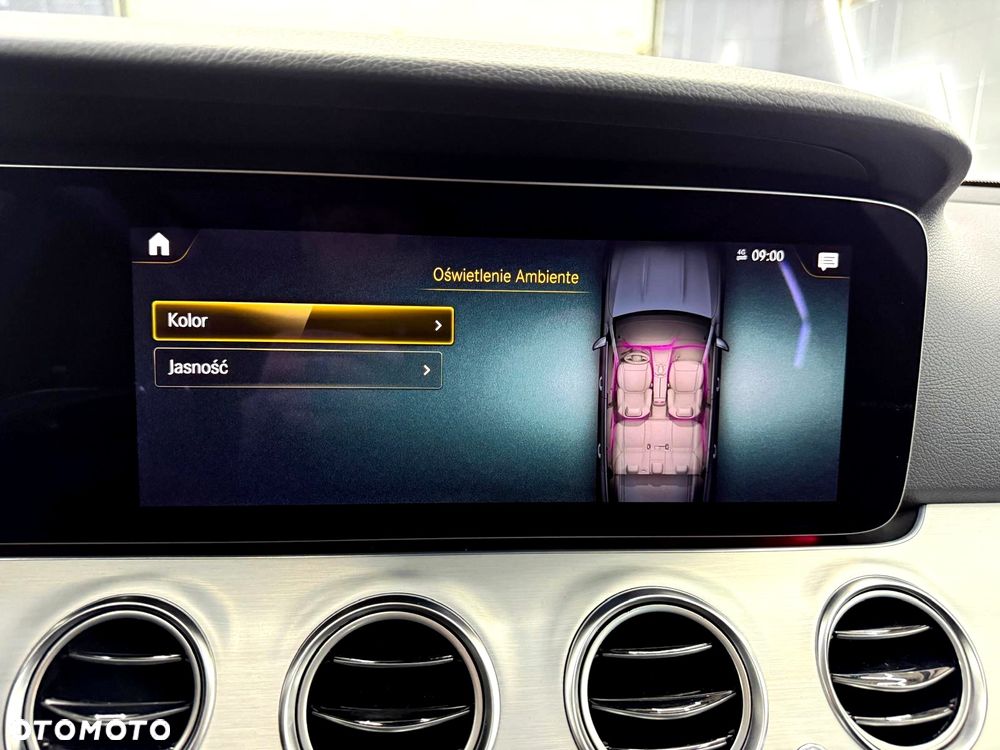 Mercedes-Benz Klasa E 300 de 4Matic 9G-TRONIC Avantgarde - 21