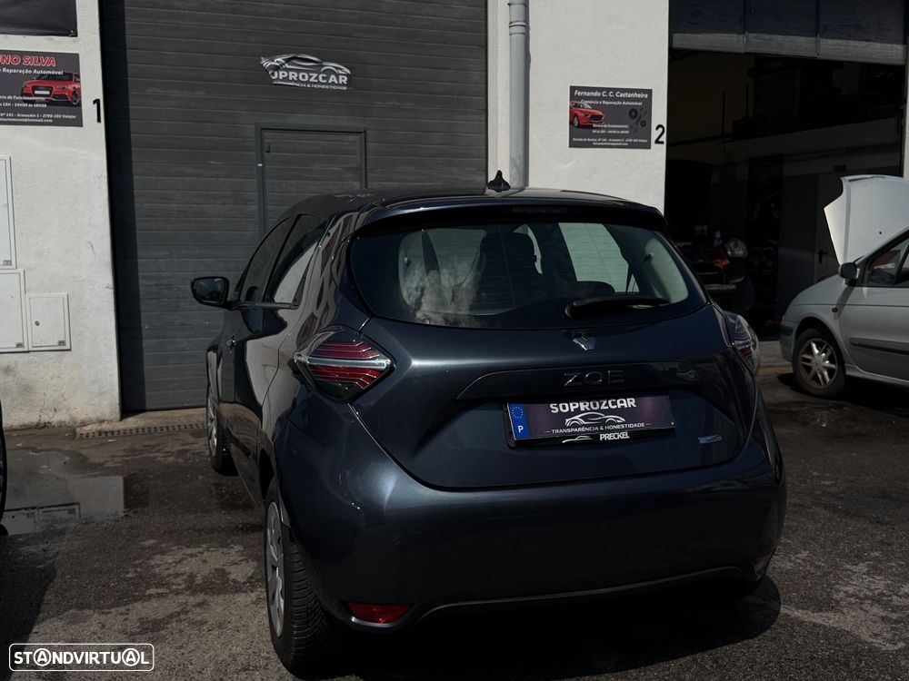 Renault Zoe - 8