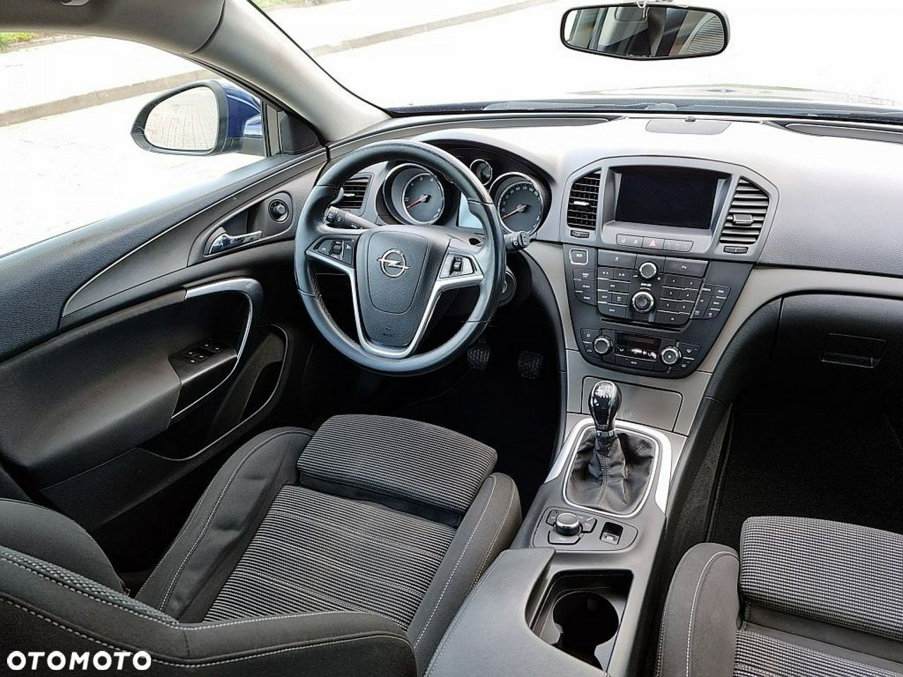 Opel Insignia - 15