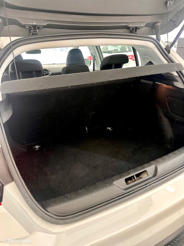 Peugeot 308 1.6 BlueHDi Style - 29