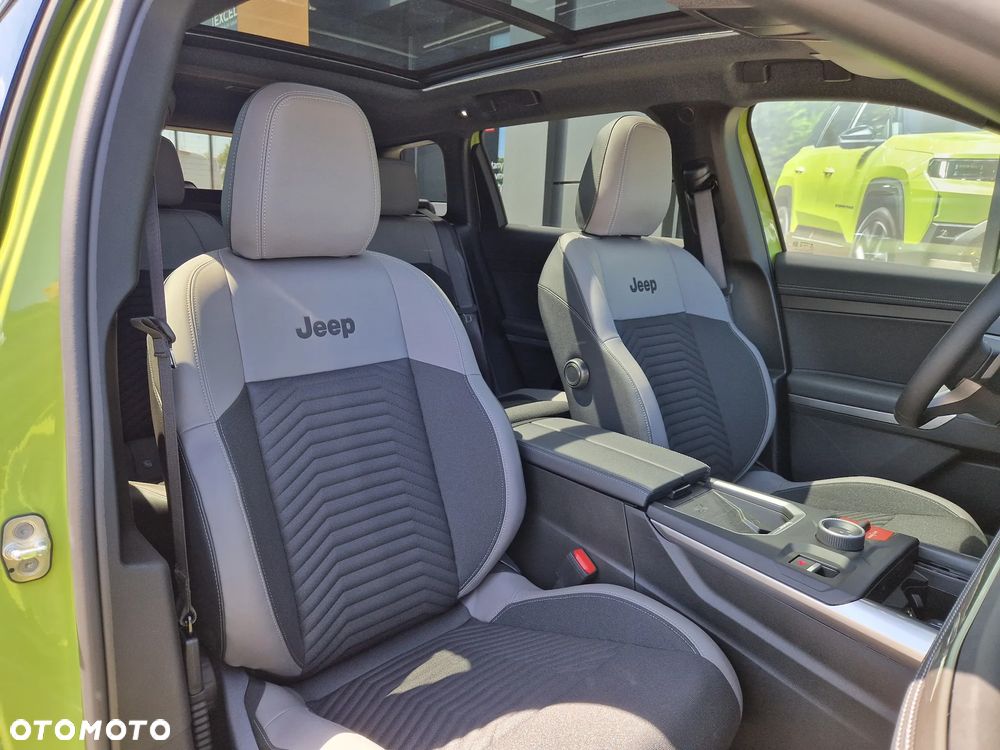 Jeep Compass 1.2 T3 mHEV First Edition FWD DCT - 24